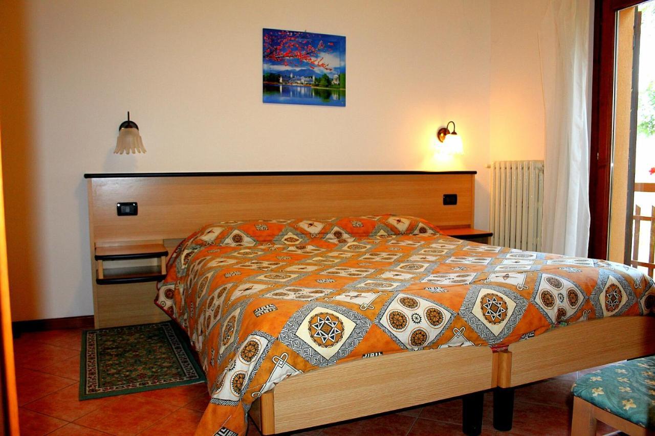 albergo ristorante le fontane Gargnano Esterno foto