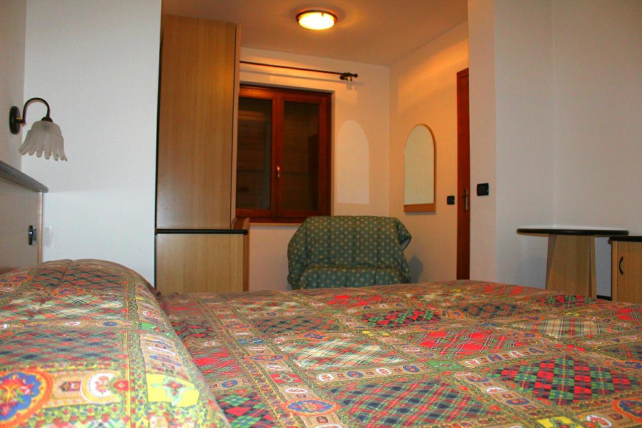 albergo ristorante le fontane Gargnano Esterno foto